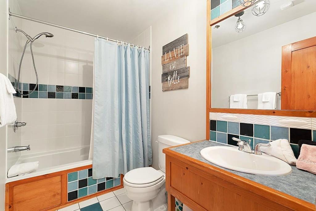 Les Eaux 225-1 By Escapades Tremblant Appartement Mont-Tremblant Buitenkant foto